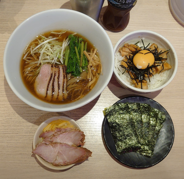「鴨南蛮チャーシューそば(並)＋焼き鳥丼(小)」@麺屋 一燈の写真