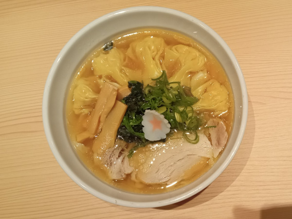 「自家製ﾜﾝﾀﾝ柚子塩そば（大）」@横濱中華そば 上星商店 横浜シンフォステージ店の写真