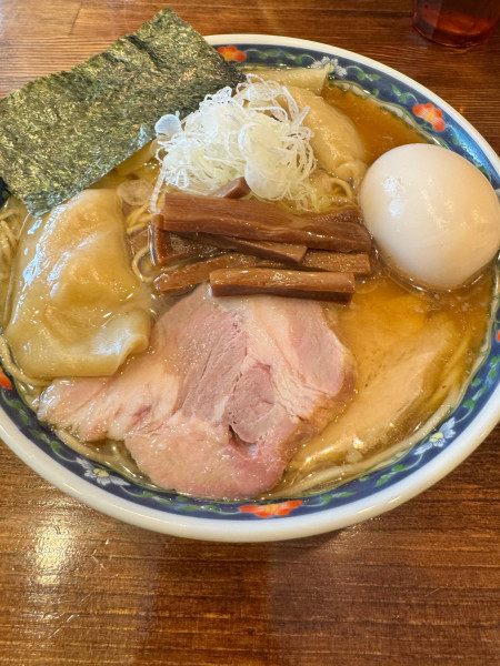 「奈つやのもちもち雲呑味玉中華そば1250円」@奈つやの中華そばの写真