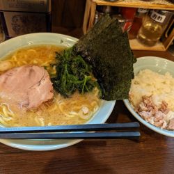 ラーメン 半ライス