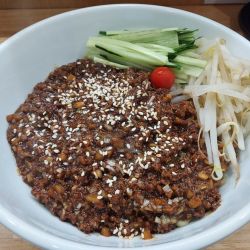 ジャージャー麵 950円