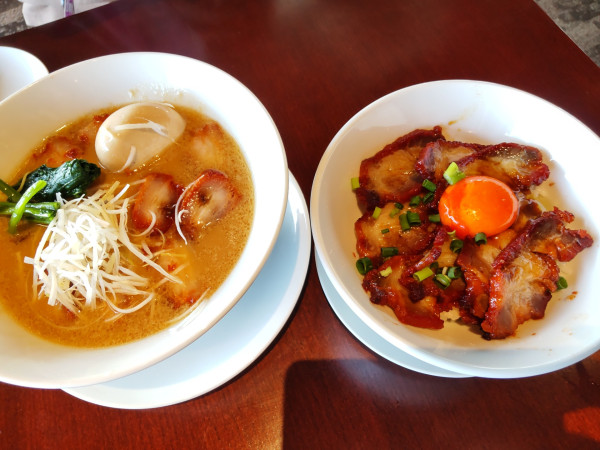「叉焼麺 豚骨醤油＋叉焼丼」@叉焼春の写真