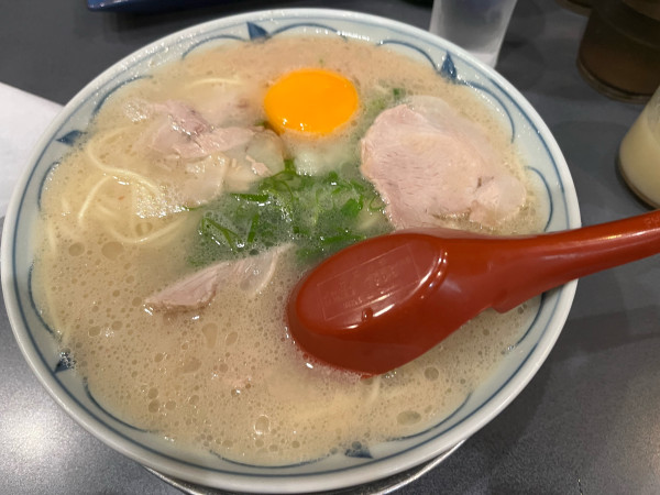 「ラーメンたまご入り」@らーめんいちばん星の写真