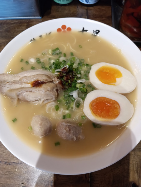 「七星鶏そば+味玉」@鶏そば七星ラーメン アソーク店の写真