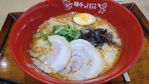 「味千ラーメン」@味千×桂花 阿蘇くまもと空港店の写真