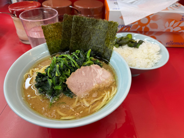 「ラーメン」@横浜ラーメン 武蔵家 大宮店の写真