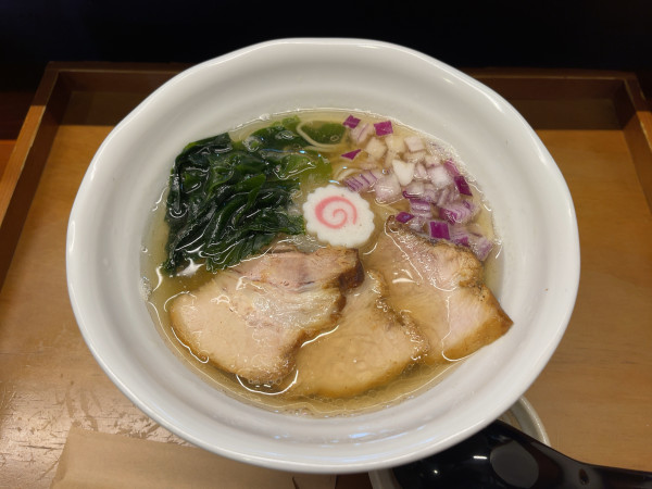 「にぼしおそば（880円）」@La麺 Monna Lisaの写真