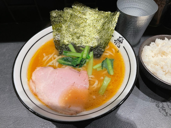 「ラーメン¥900」@らーめん飛粋 武蔵新田店の写真