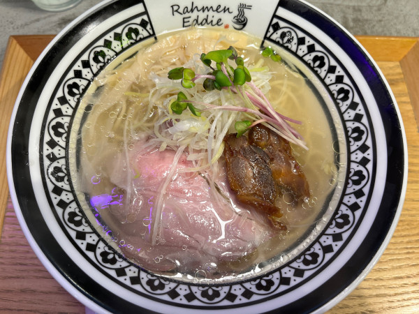 「塩ラーメン」@Rahmen Eddie 新宿御苑の写真