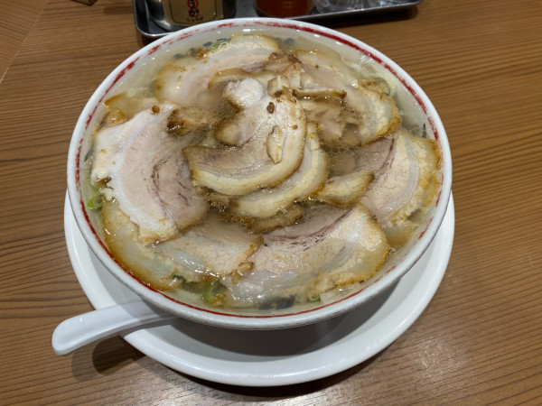 「バラそば930円」@玉 バラそば屋 川崎アゼリア店の写真