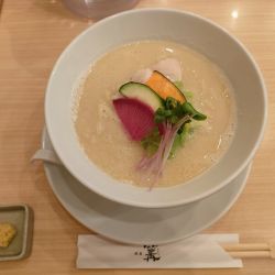 鶏白湯soba 1280円