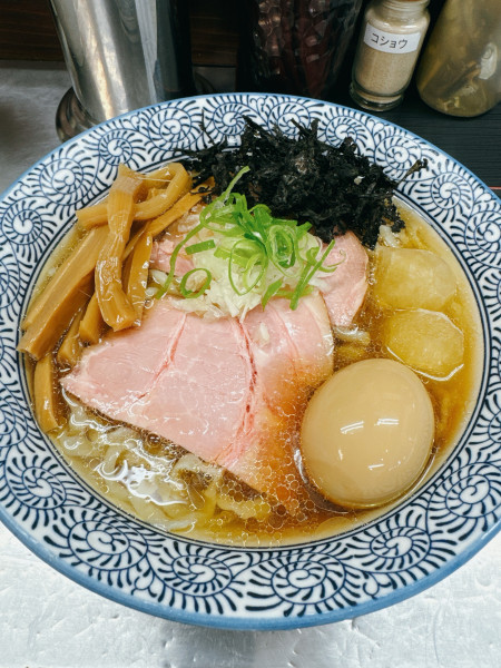 「冷製ニボ昆布 淡口醤油」@麺や 睡蓮の写真