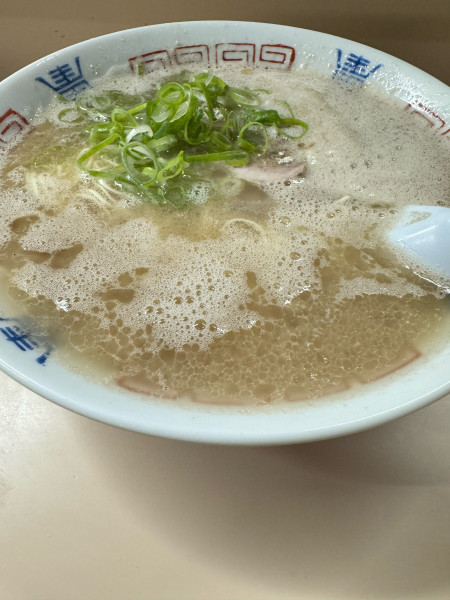 「ラーメン750円」@八ちゃんラーメン 薬院本店の写真