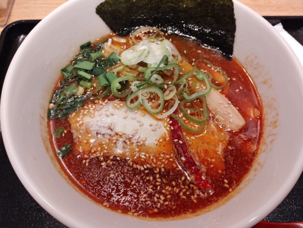 「旨辛魚介豚骨」@らーめん骨研究所 ヨドバシ仙台店の写真