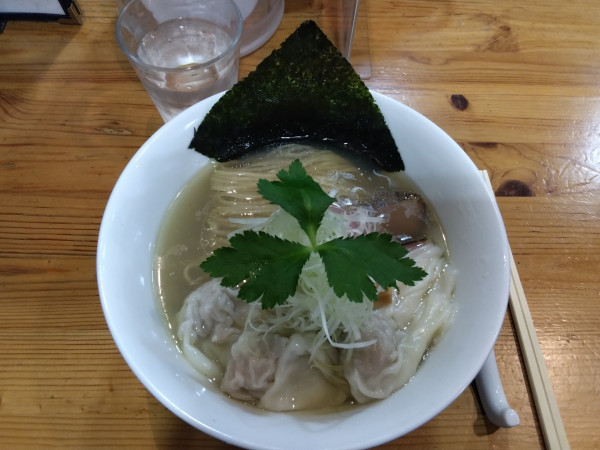 「海老わんたん蛤塩そば 1200円」@アメノオトの写真