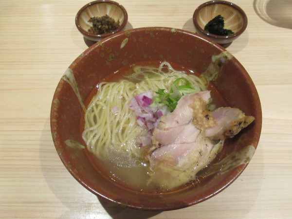 「鶏らぁめん(半らーめん)(1,200円)」@鍈の写真