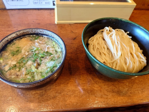 「油かす塩つけ麺」@クラッチ ヒッターの写真