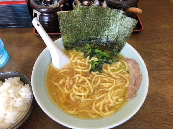 「ラーメン並¥850 ライス¥100」@寿々㐂家の写真