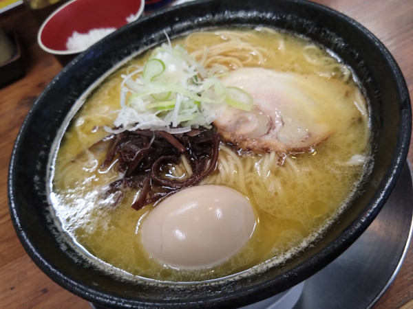 「限定 鶏そば 890円」@麺房 十兵衛 青森店の写真