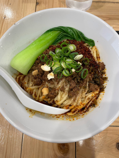 「汁なし担々麺　醤油(850円)」@汁なし担々麺 ここからの写真