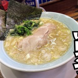 醤油半ラーメン￥650
