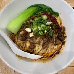 汁なし担々麺　醤油(850円)