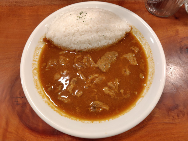 「シャバカレー牛スジ中（1辛）1020円」@スマイル工場の写真