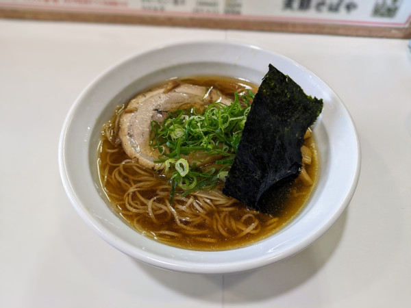 「ラーメン（小）」@支那そばや 相模原店の写真