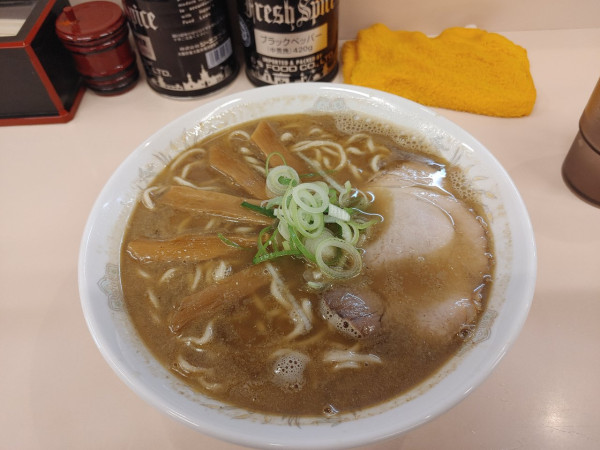 「中華そば　850円」@たかはし中華そば店の写真