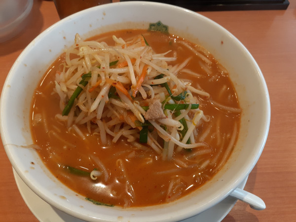 「辛味噌ラーメン」@日高屋 柿生駅前店の写真