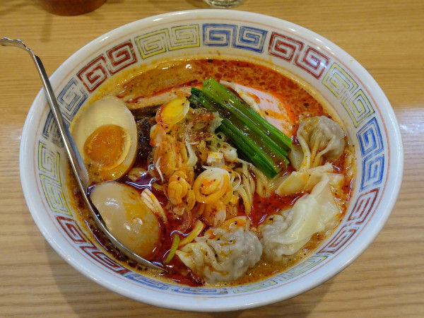 「特製担々麺（1,400円）」@ほっこり中華そば もつけの写真