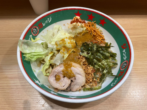 「冷しまぜそば」@ジャンクガレッジ ふじみ野駅前店の写真