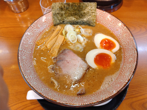 「味玉醤油ラーメン¥990-」@ラーメン 一力 西川田店の写真
