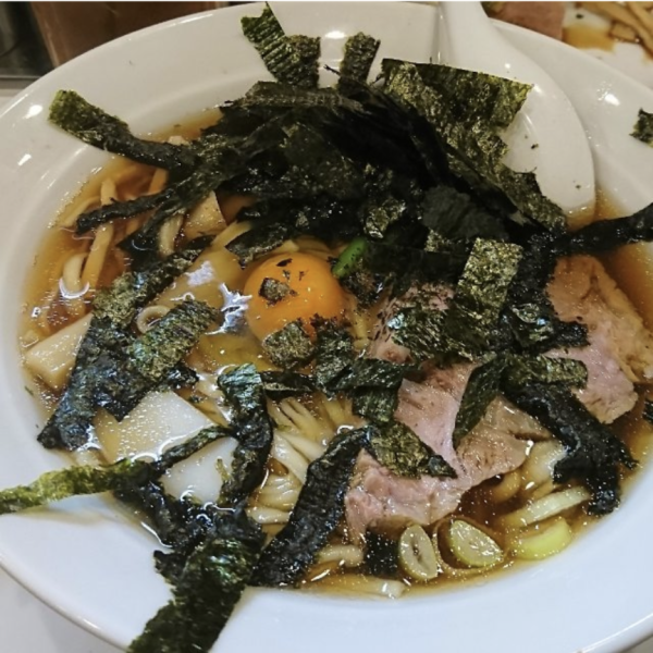 「月見らぁめん」@らぁめん ほりうち 新橋店の写真