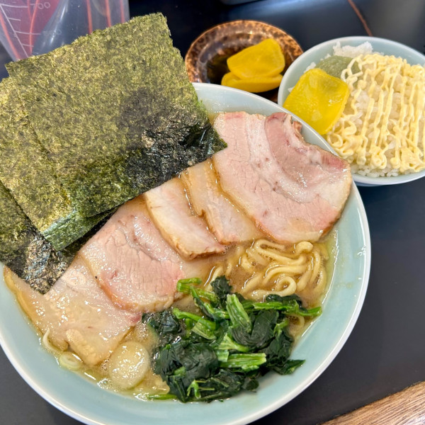 「バラチャーシューメン+半ライス」@横浜ラーメン 一心の写真
