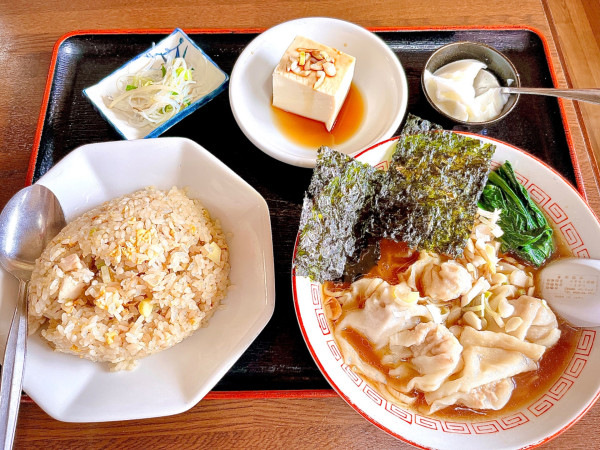「ラーメンセット［ワンタン麺］（825円）」@中華料理 味之源 右籾店の写真