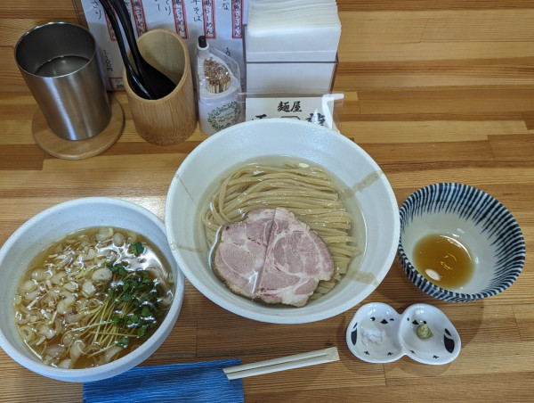 「限定冷やし魚介系昆布水つけ麺」@麺屋電龍の写真