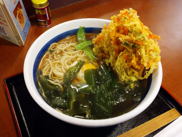 「天玉そば（560円）」@そば処 信州屋 渋谷店の写真