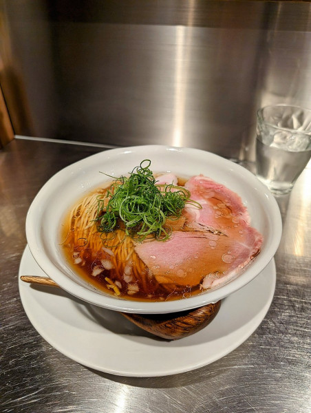 「醤油ラーメン」@成城青果の写真