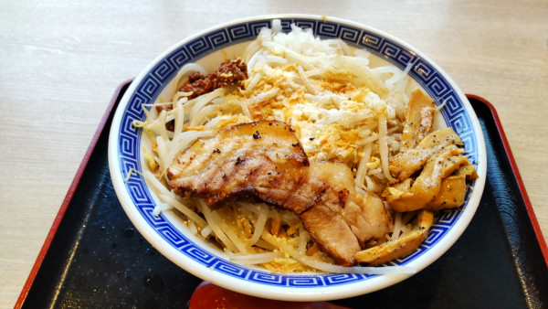 「まぜそば９８０円」@二代目 麺屋こうじの写真