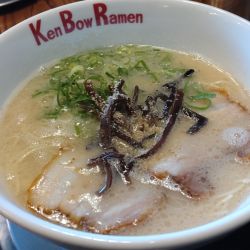 トンコツラーメン￥680円