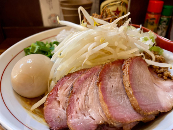 「サッポロ赤星 → 特製味噌まぜそば」@東京味噌らーめん 鶉の写真