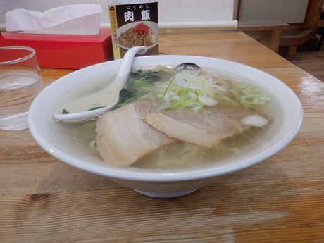 「金の中華そば　普通盛」@伊藤商店 泉ヶ丘店の写真