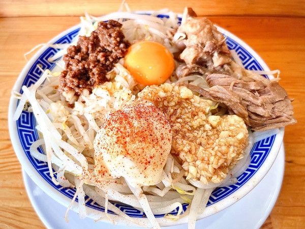 「まぜそば（950円）」@ラーメン ガジローの写真