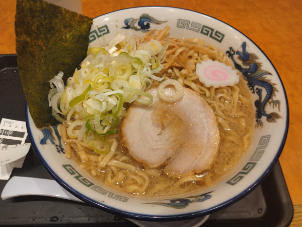 「新醤油ラーメン」@舎鈴 登戸店の写真