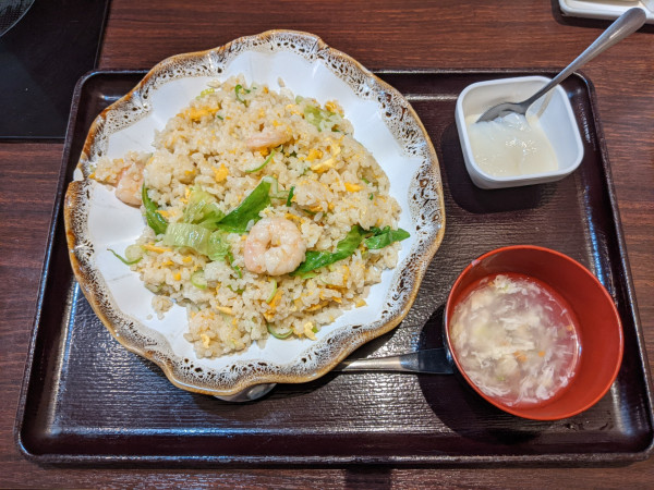 「海老チャーハン：950円」@小尾羊 六本木店の写真