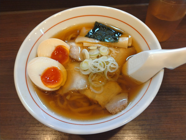 「肉そば¥700+煮玉子¥150-」@らぁ麺やGOの写真