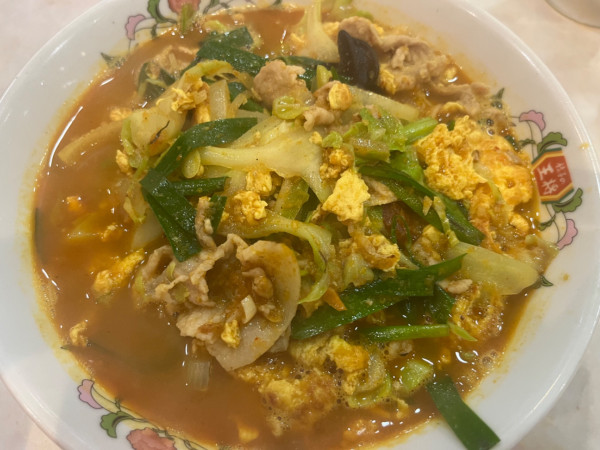 「豚辛ラーメン カレー醤味」@餃子の王将 駒込店の写真