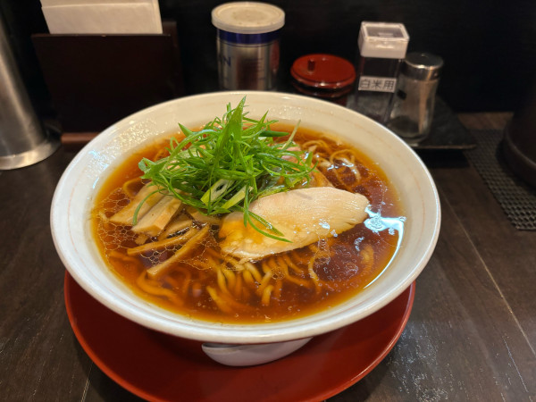 「中華そば(醤油) 850円」@まるふじ食堂の写真