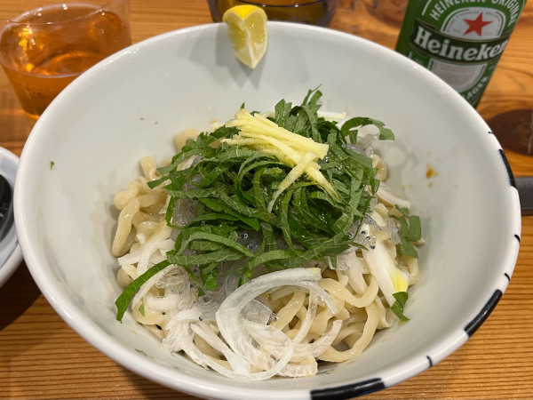 「【限定】生しらすの冷たいまぜそば」@らーめん かねかつの写真